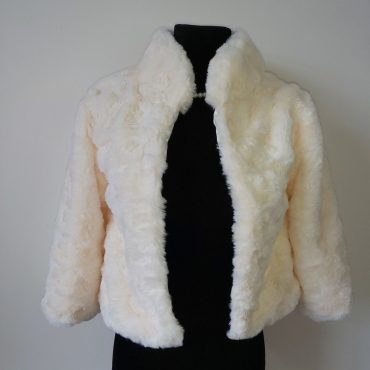 Women Ladies Evening Party Cape Wedding Bolero Shawls Faux Fur 3/4 Sleeve Shrug Jacket Thicken Wedding Shawl Bride Coat Wrap