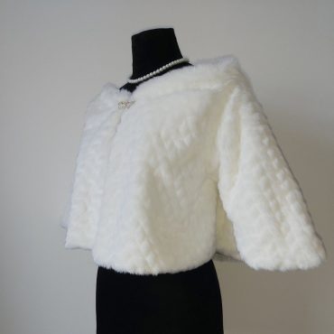 Half sleeve bridal shawl winter wedding jacket faux fur wedding shrug stole coat women top elegant ladies clothes