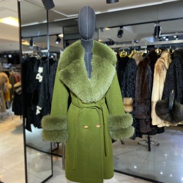 Cashmere, Wool mixed Fabric Woman Fur Coat with Real Fur Coat Woman’s Long Winter Coats – Luxury Coats