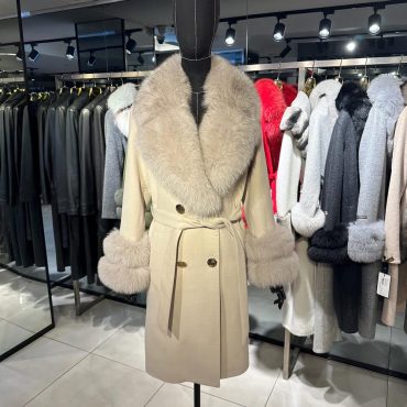 Cashmere, Wool mixed Fabric Woman Fur Coat with Real Fur Coat Woman’s Long Winter Coats – Luxury Coats Luxury Gift for Women